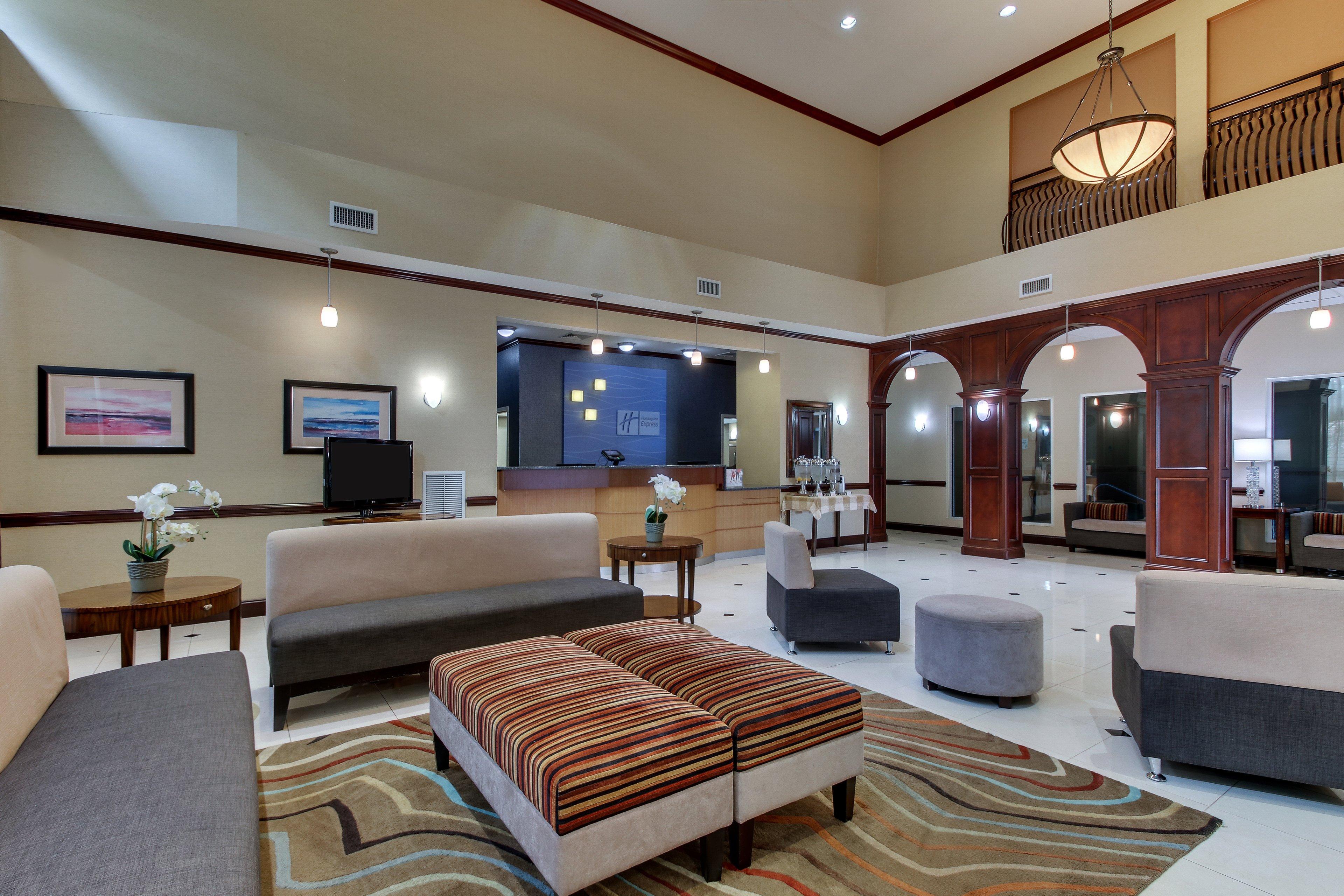 Hotel Express And West By Ihg 3*