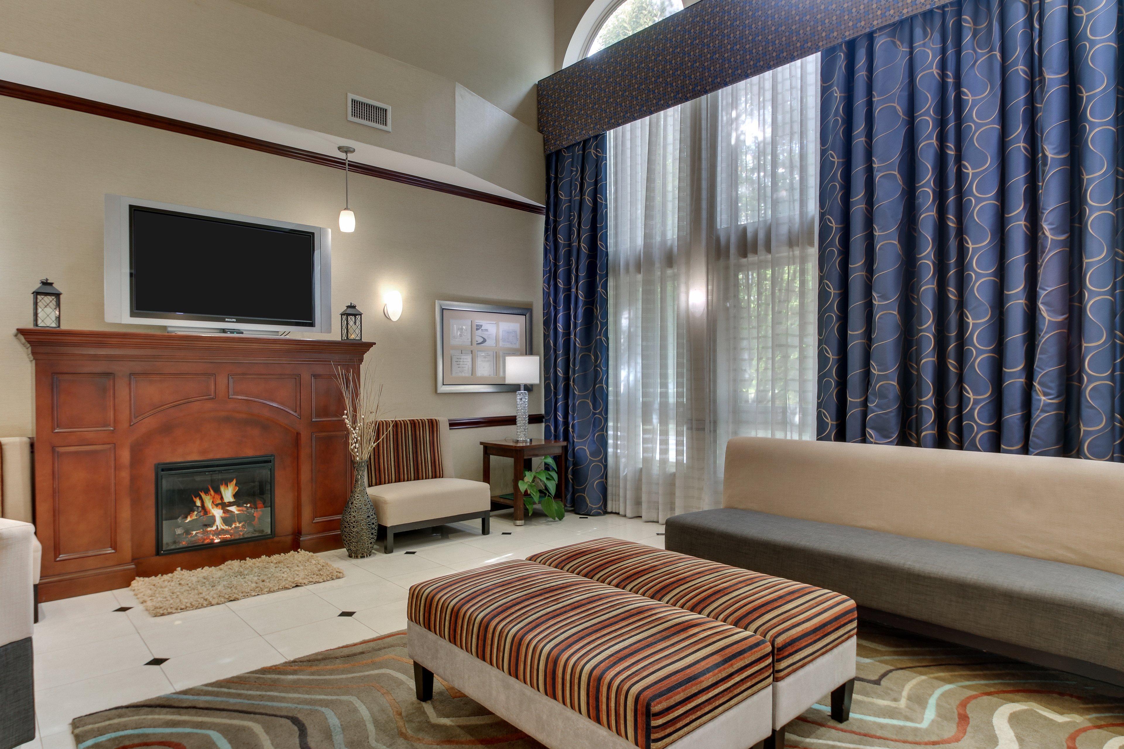 Express And West By Ihg 3*