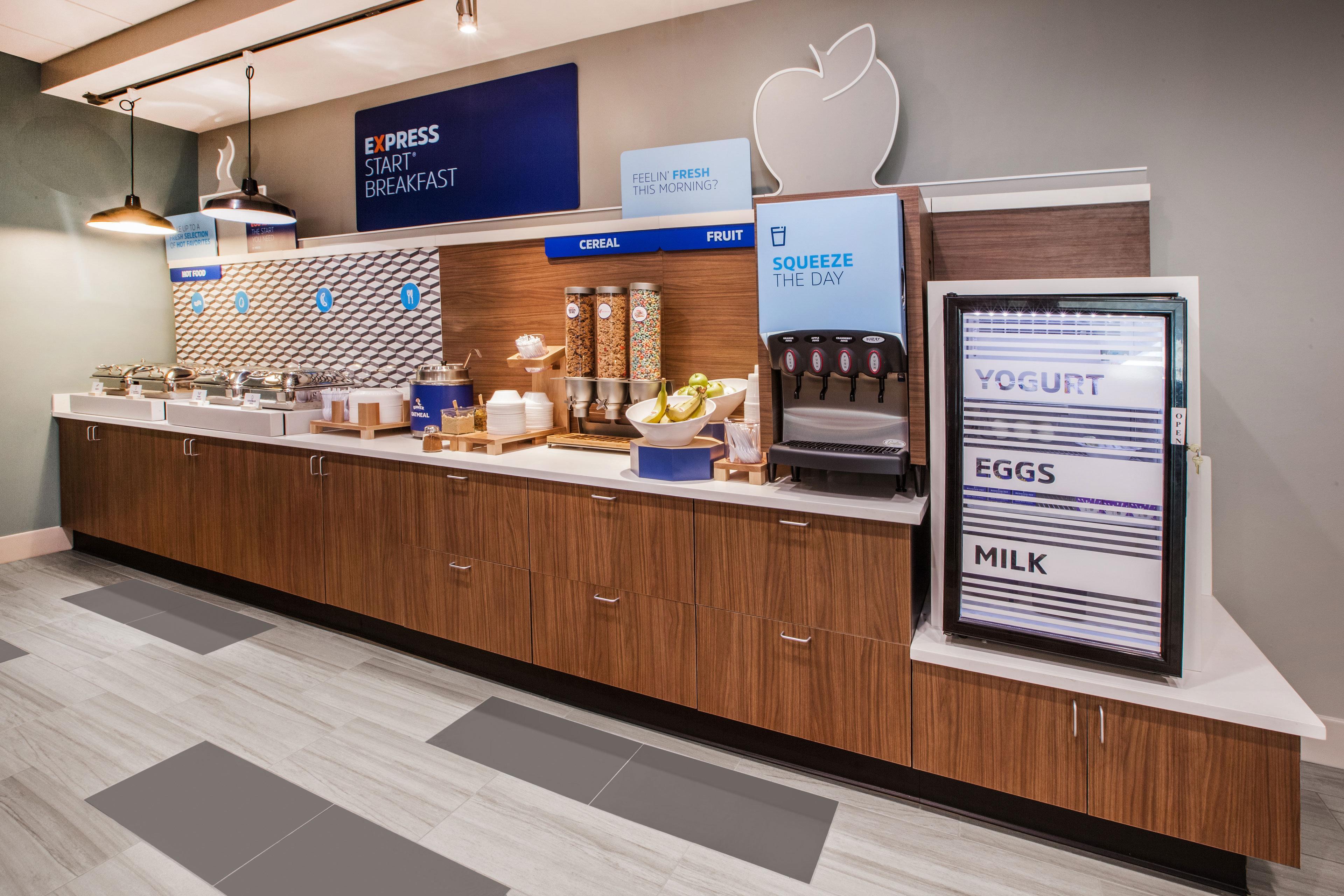 Express And West By Ihg 3* Allentown