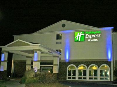 Express And West By Ihg Hotel 3*