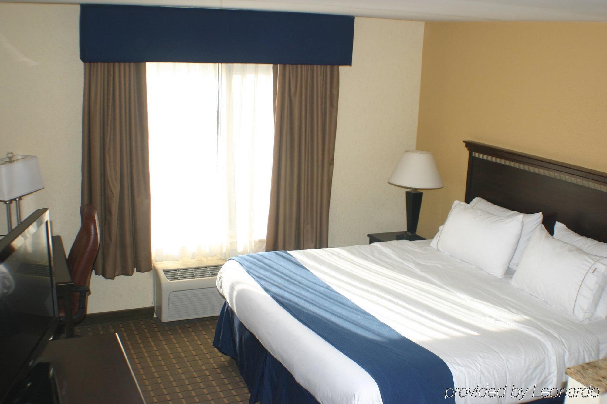 Express And West By Ihg Allentown