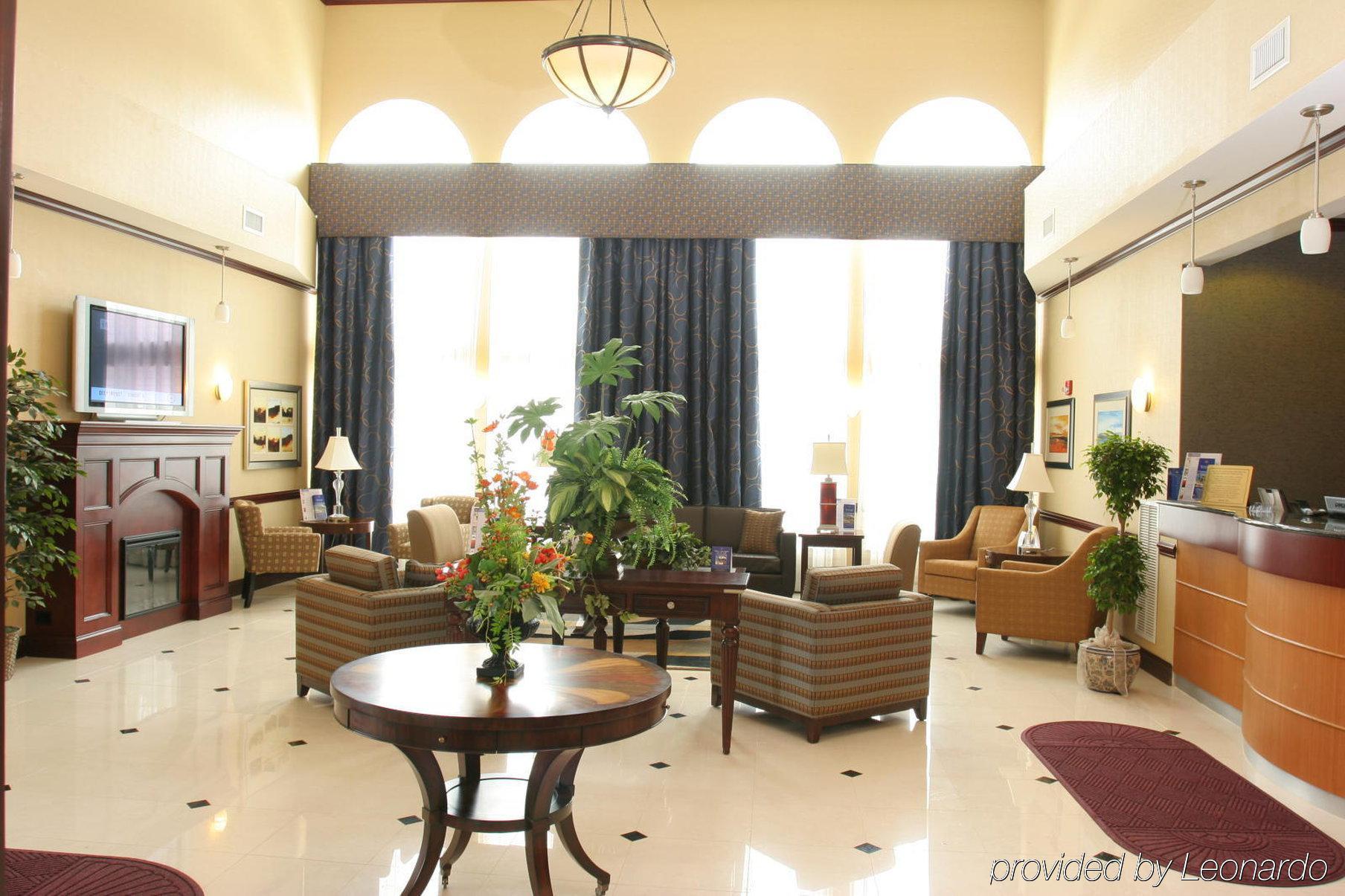 Express And West By Ihg Hotel 3*