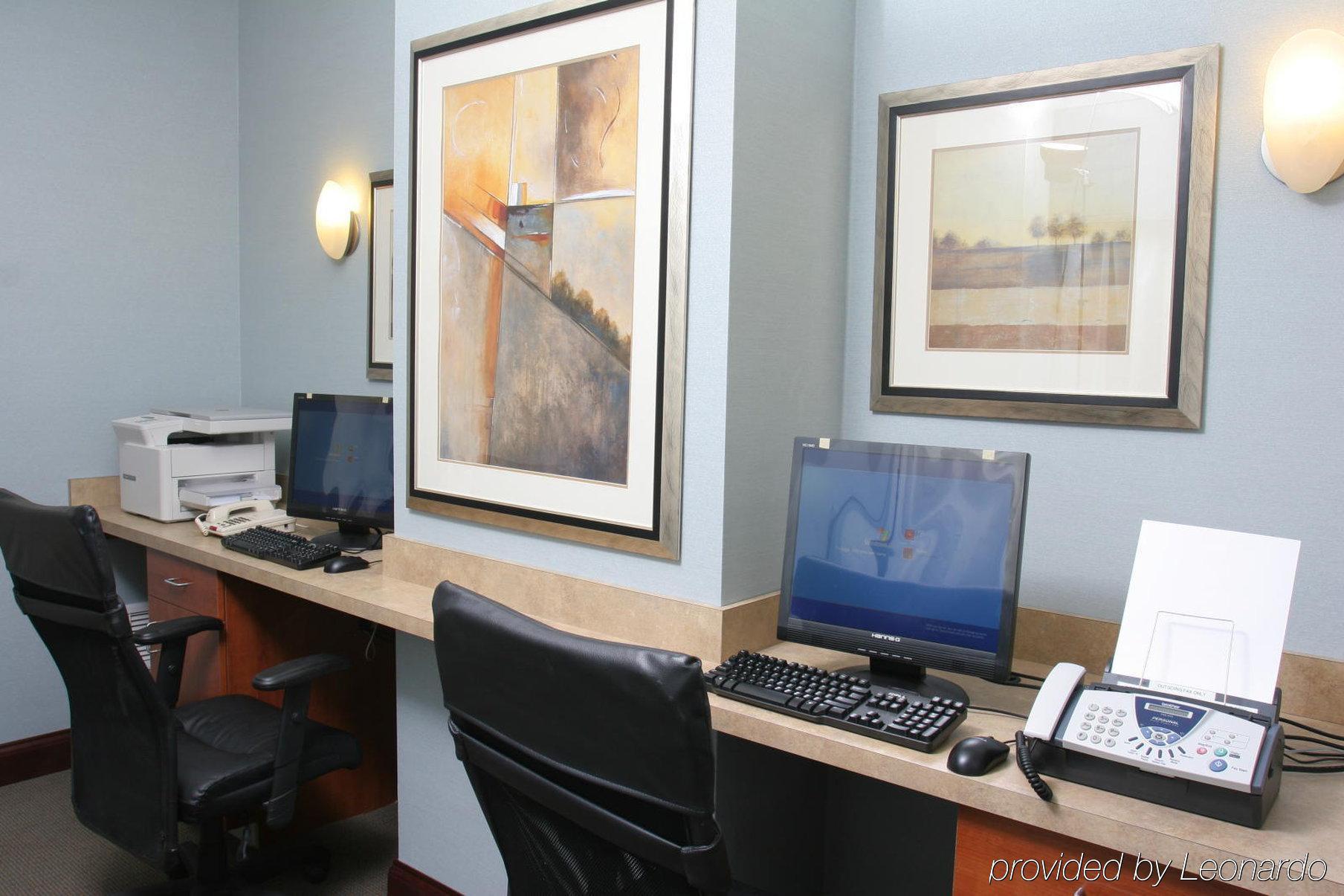 Express And West By Ihg 3*