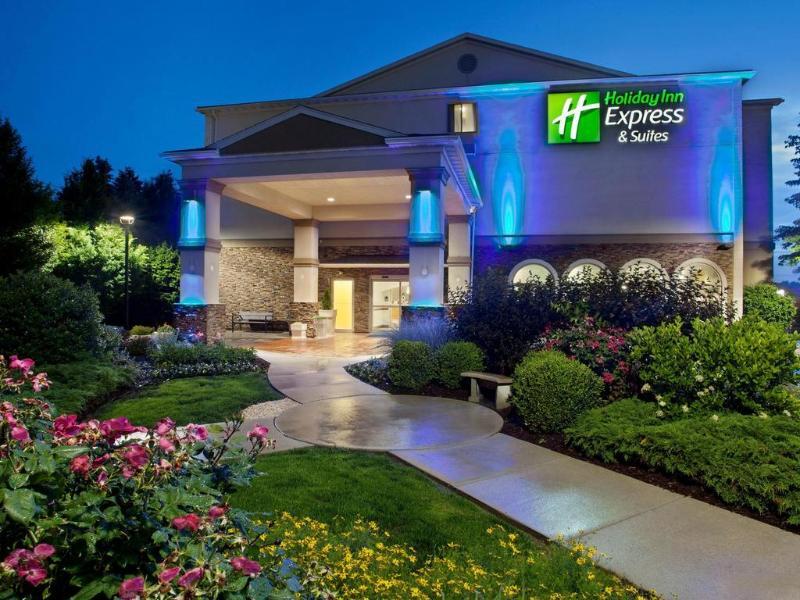 Express And West By Ihg Hotel 3*