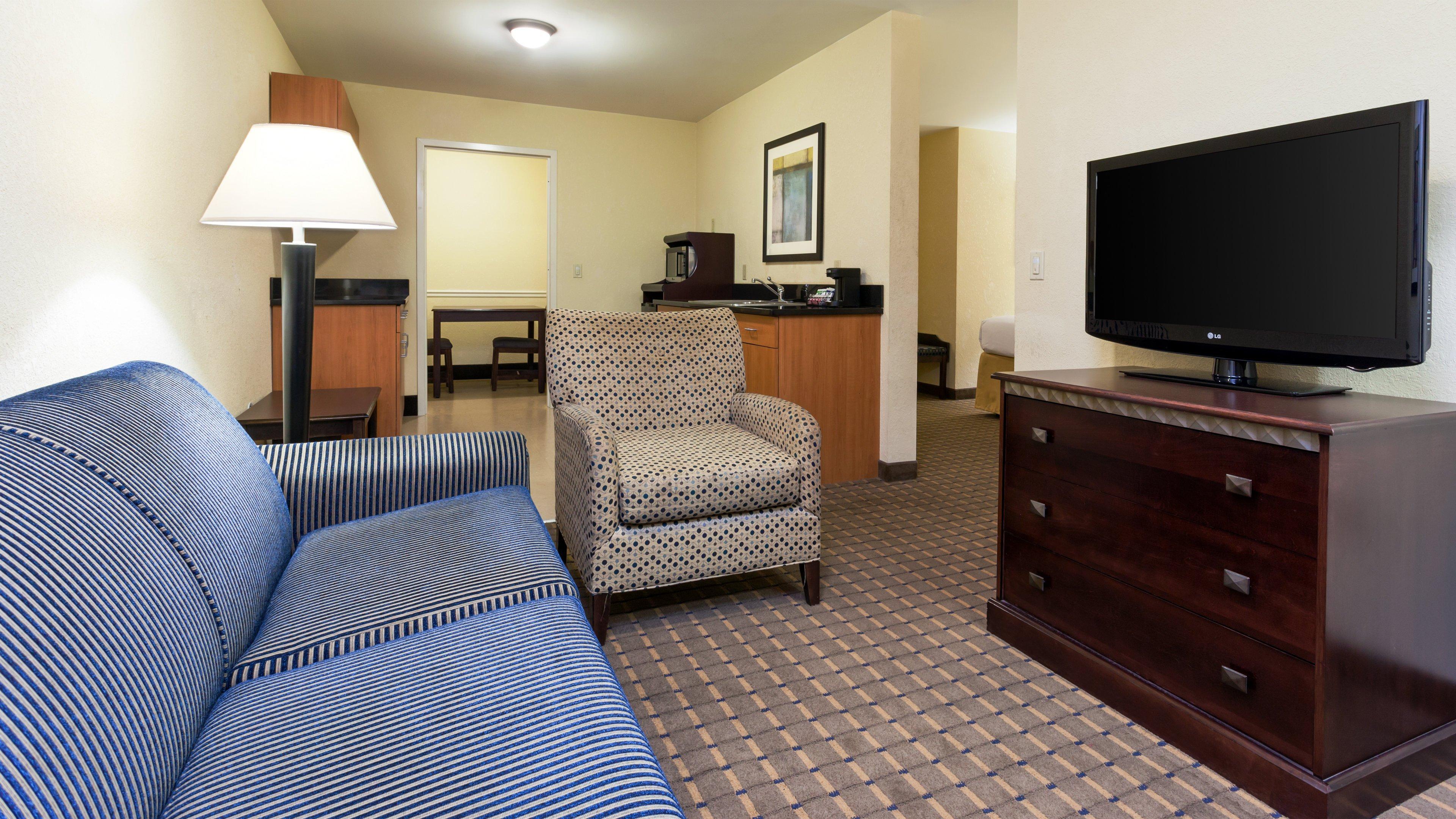 Express And West By Ihg Hotel Allentown